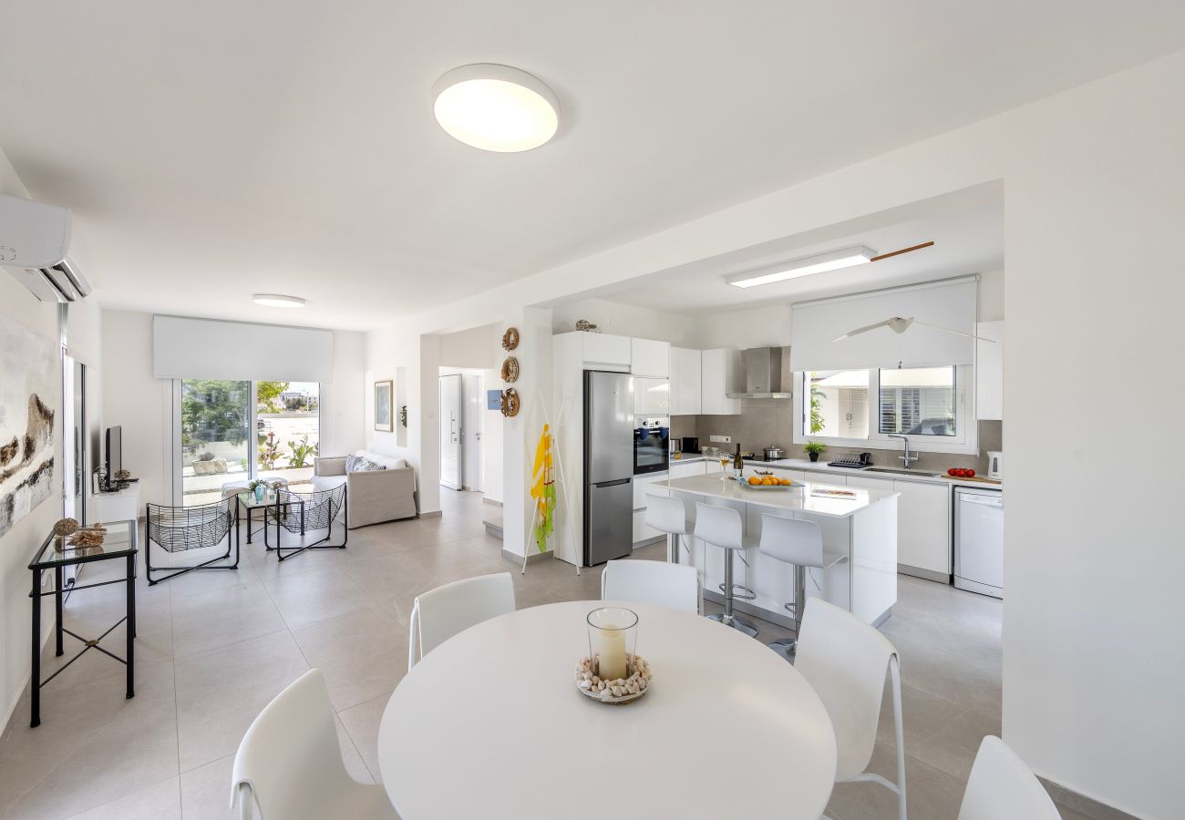 Villa in Protaras - Protaras Nisia Seaside Villa