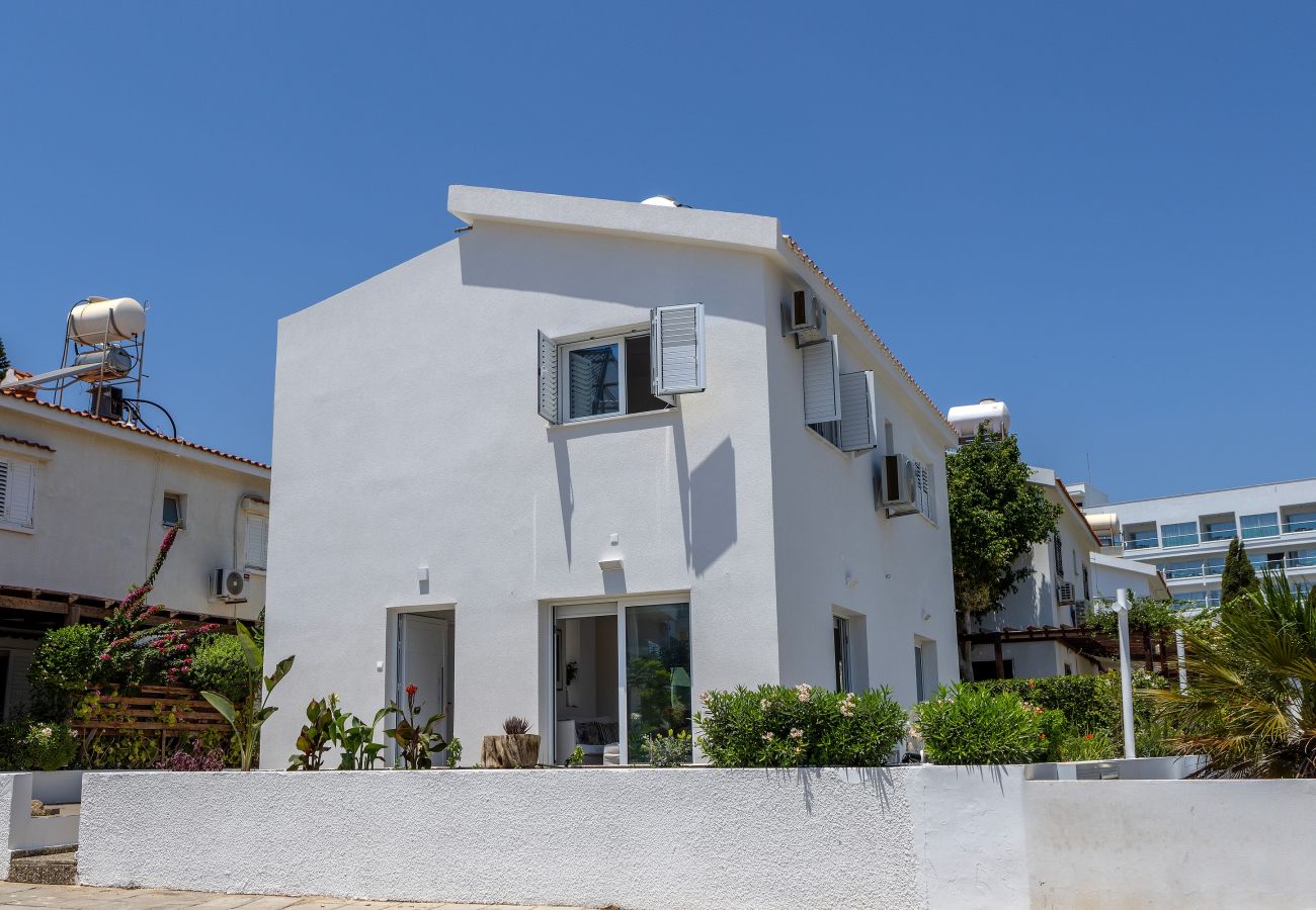 Villa in Protaras - Protaras Nisia Seaside Villa