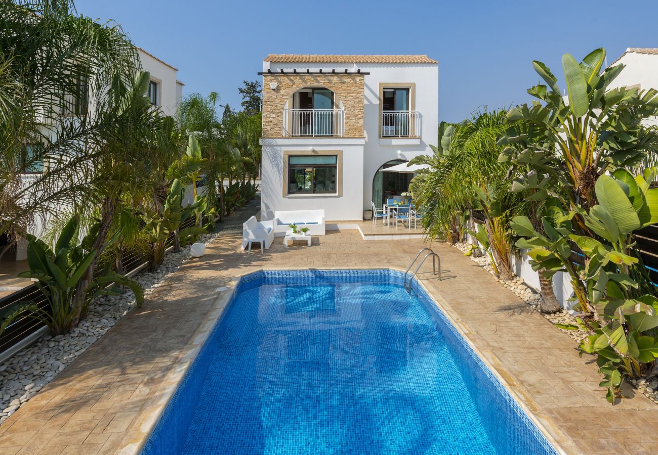 Villa in Protaras - Protaras Villa Alexa In The Centre