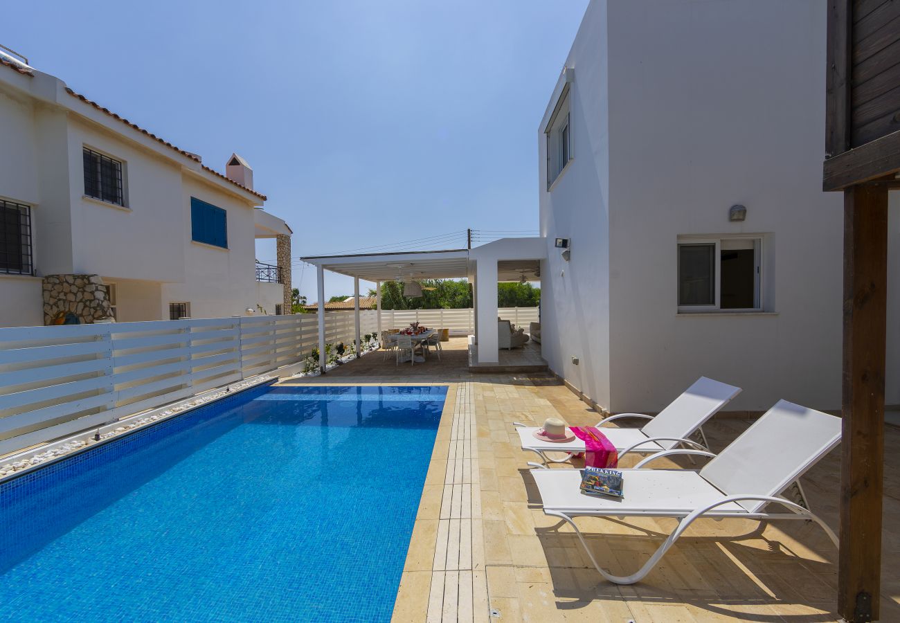 Villa in Protaras - Protaras Villa Serifos By The Sea