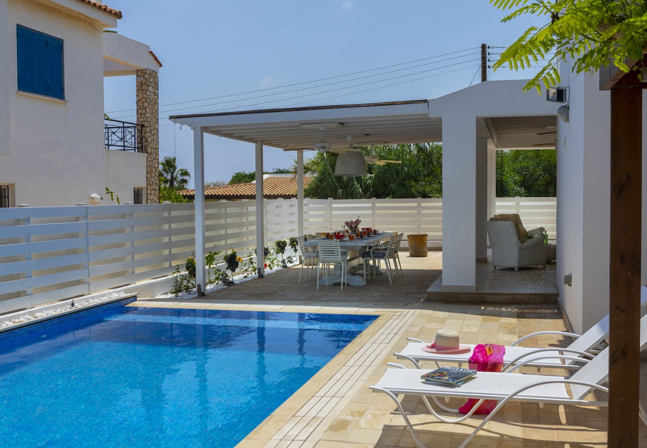 Villa in Protaras - Protaras Villa Serifos By The Sea