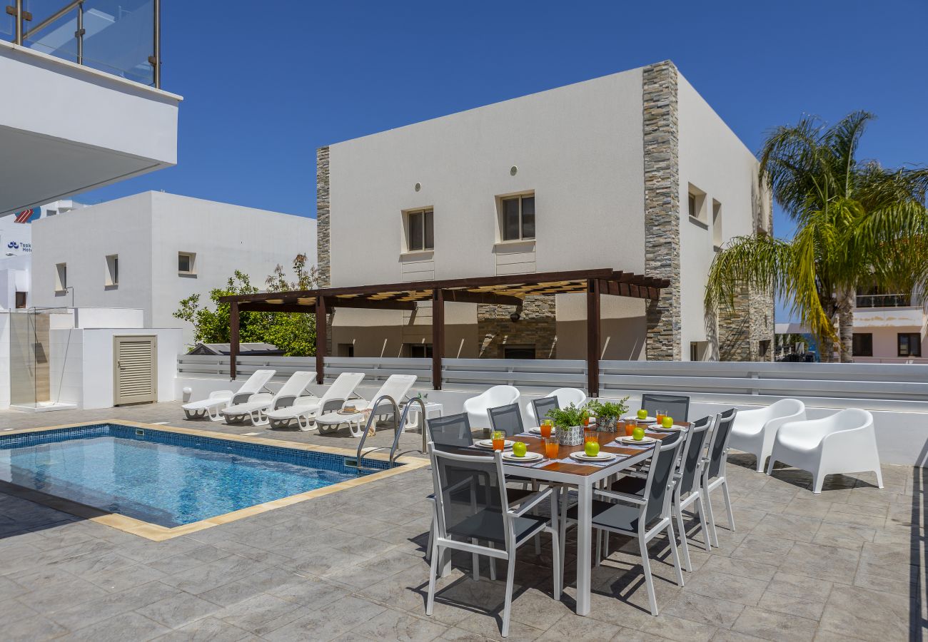 Villa in Protaras - Protaras Sunrise Beach Villa