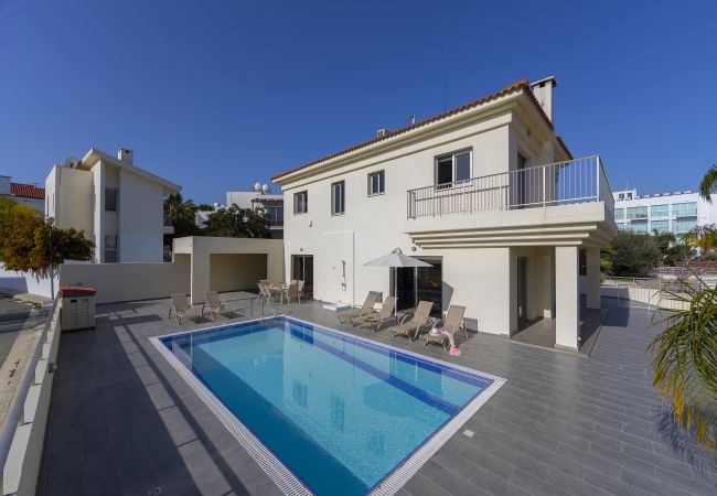 Villa in Protaras - Protaras Villa Theodora 1