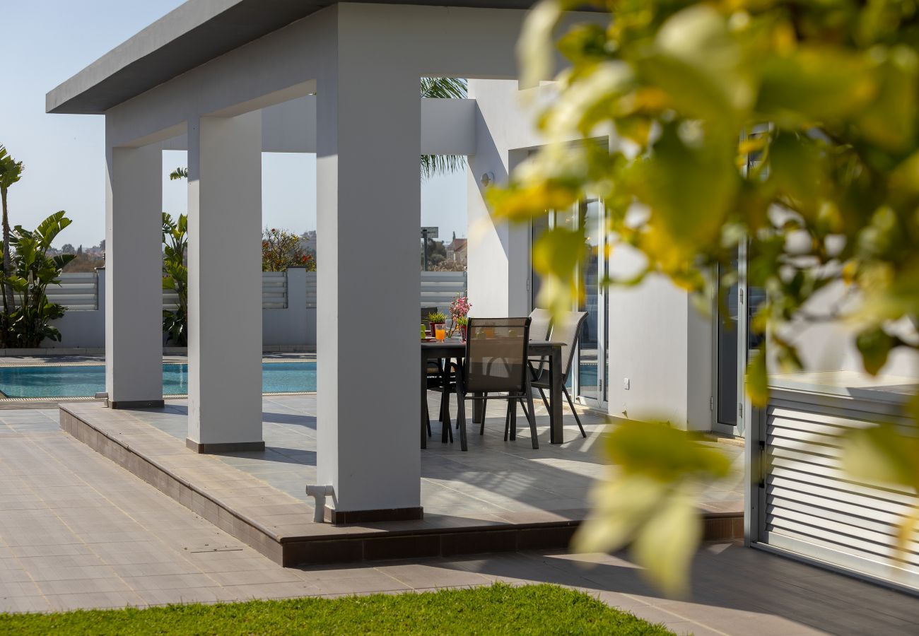 Villa in Larnaca - Larnaca Villa Zoe With Large Plot