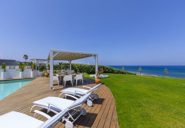 Villa in Protaras - Protaras Beachfront Dream Villa Villa in Protaras - Protaras Beachfront Dream Villa