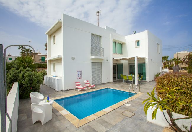 Villa/Dettached house in Protaras - Protaras Architect's House