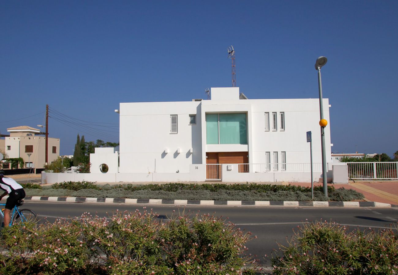 Villa in Protaras - Protaras Architect's House