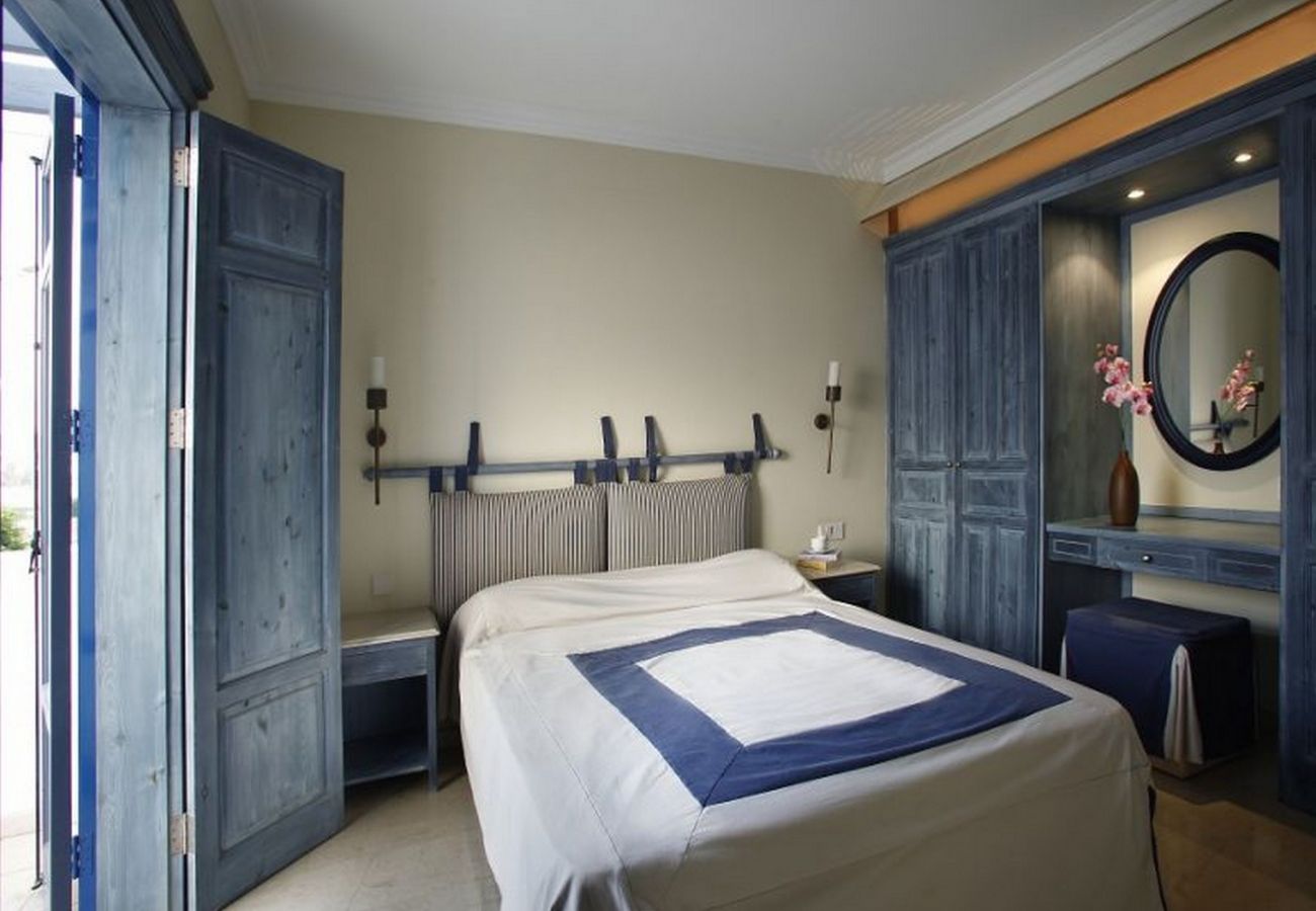 Villa in Protaras - Protaras Villa Mykonos Near Fig Tree Bay Beach