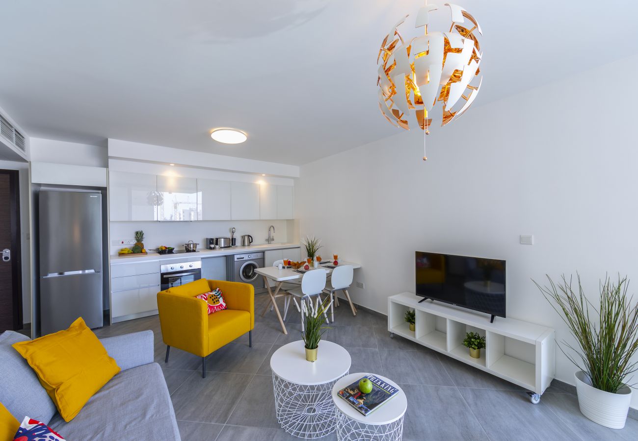 Apartment in Limassol - Limassol Emerald Suite Near The Centre