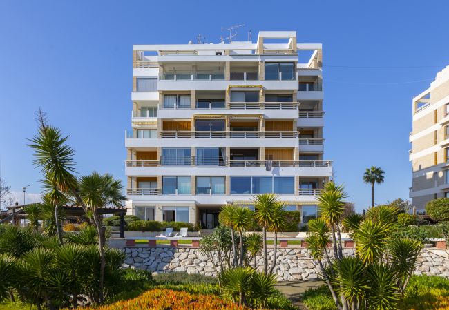Apartment in Larnaca - Mackenzie Castella Beachfront Suite Apartment in Larnaca - Mackenzie Castella Beachfront Suite