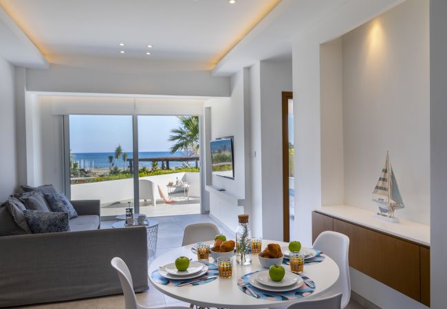  in Larnaca - Mackenzie Castella Beachfront Suite