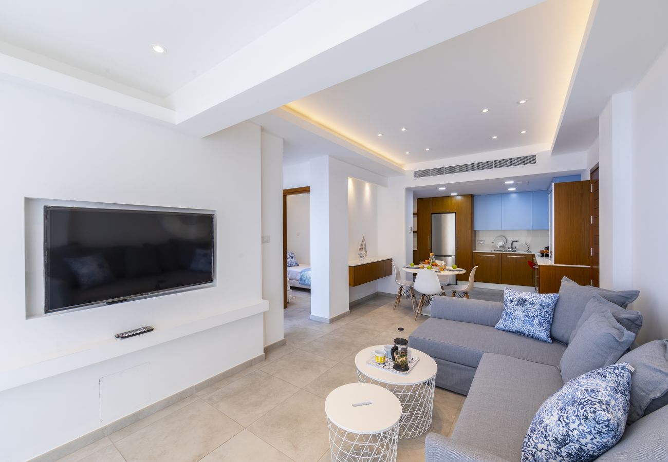 Apartment in Larnaca - Mackenzie Castella Beachfront Suite