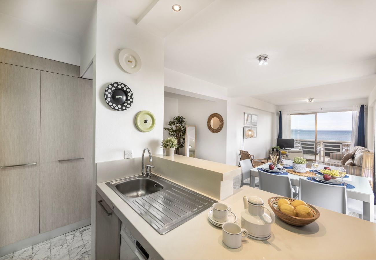 Apartment in Larnaca - Mackenzie Beachfront Suite