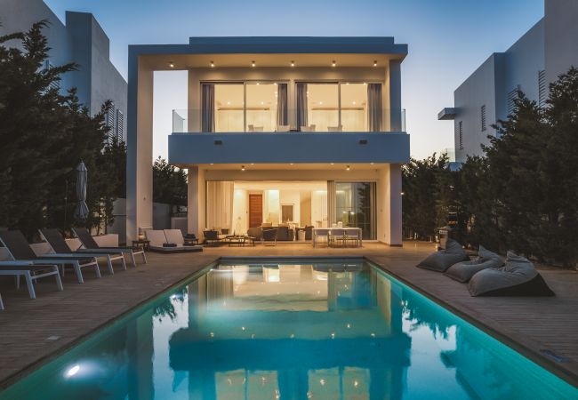 Villa in Protaras - Blue Waves Protaras Beachfront Villa 3 Villa in Protaras - Blue Waves Protaras Beachfront Villa 3