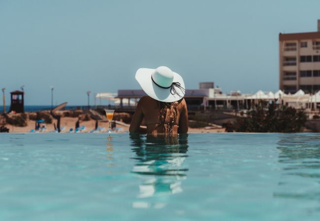 Villa in Protaras - Blue Waves Protaras Beachfront Villa 3 Villa in Protaras - Blue Waves Protaras Beachfront Villa 3