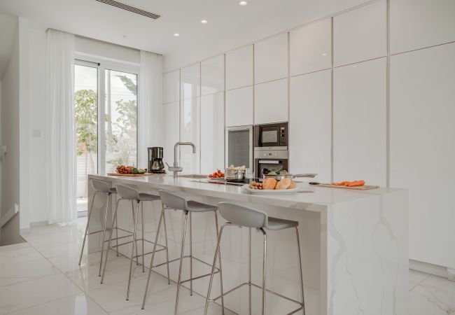 Villa in Protaras - Blue Waves Protaras Beachfront Villa 3 Villa in Protaras - Blue Waves Protaras Beachfront Villa 3