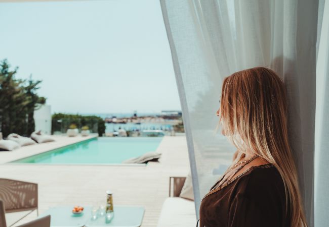 Villa in Protaras - Blue Waves Protaras Beachfront Villa 3 Villa in Protaras - Blue Waves Protaras Beachfront Villa 3