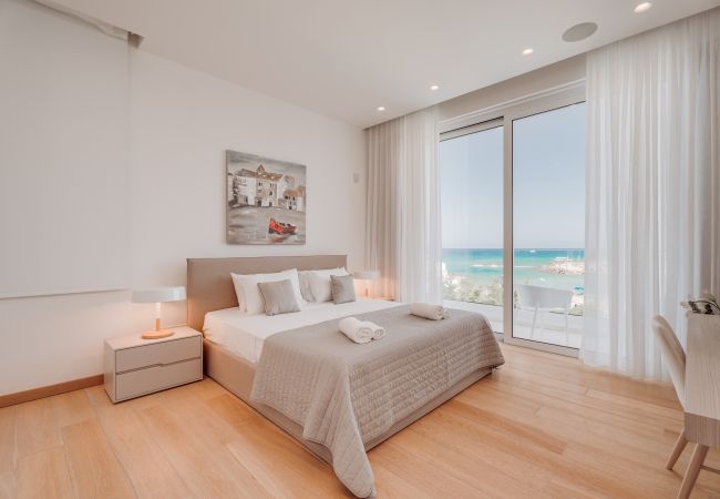 Villa in Protaras - Blue Waves Protaras Beachfront Villa 3 Villa in Protaras - Blue Waves Protaras Beachfront Villa 3