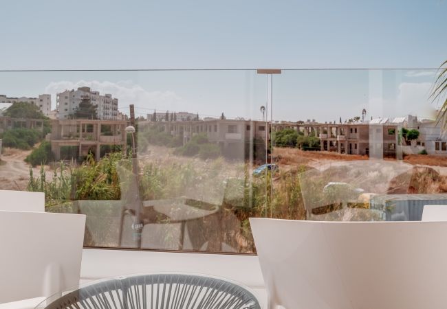 Villa in Protaras - Blue Waves Protaras Beachfront Villa 3 Villa in Protaras - Blue Waves Protaras Beachfront Villa 3