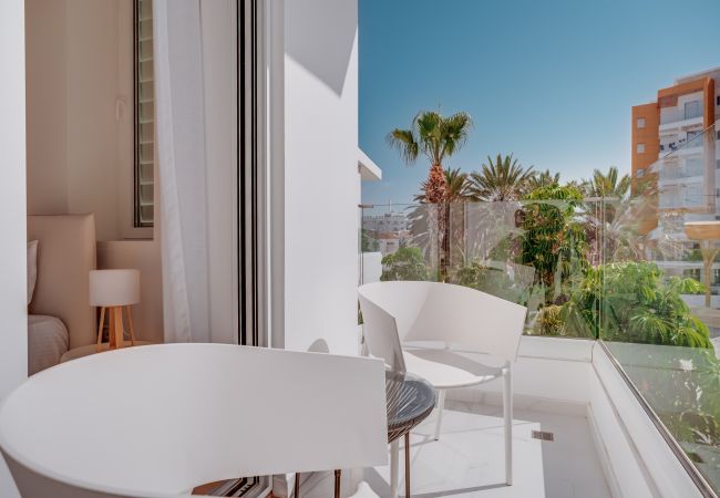 Villa in Protaras - Blue Waves Protaras Beachfront Villa 3 Villa in Protaras - Blue Waves Protaras Beachfront Villa 3