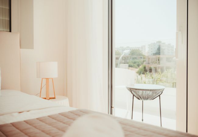 Villa in Protaras - Blue Waves Protaras Beachfront Villa 3 Villa in Protaras - Blue Waves Protaras Beachfront Villa 3