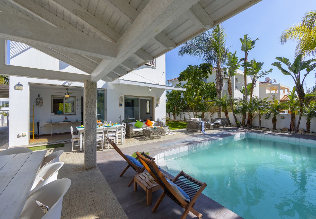 Villa in Protaras - Protaras Villa Ithaki Near The Beach