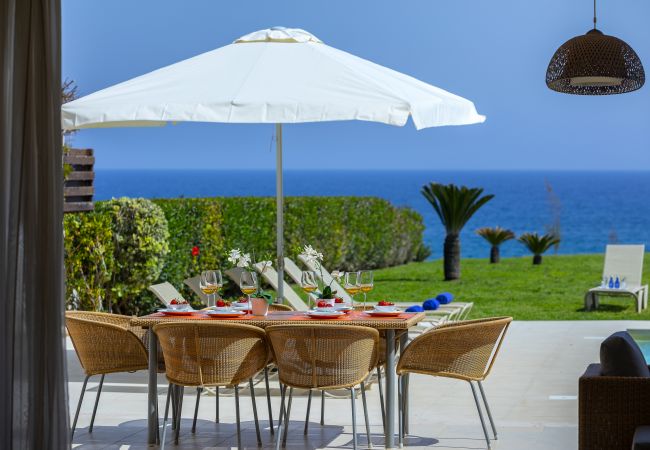 Villa in Protaras - Protaras Beachfront Villa Pietra Villa in Protaras - Protaras Beachfront Villa Pietra