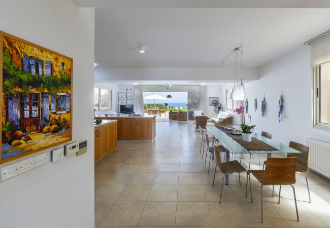 Villa in Protaras - Protaras Beachfront Villa Pietra Villa in Protaras - Protaras Beachfront Villa Pietra