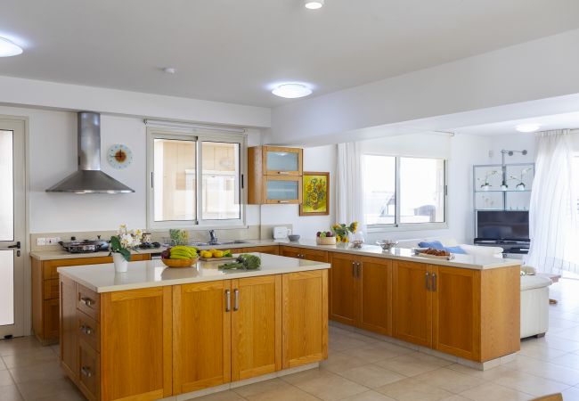 Villa in Protaras - Protaras Beachfront Villa Pietra Villa in Protaras - Protaras Beachfront Villa Pietra