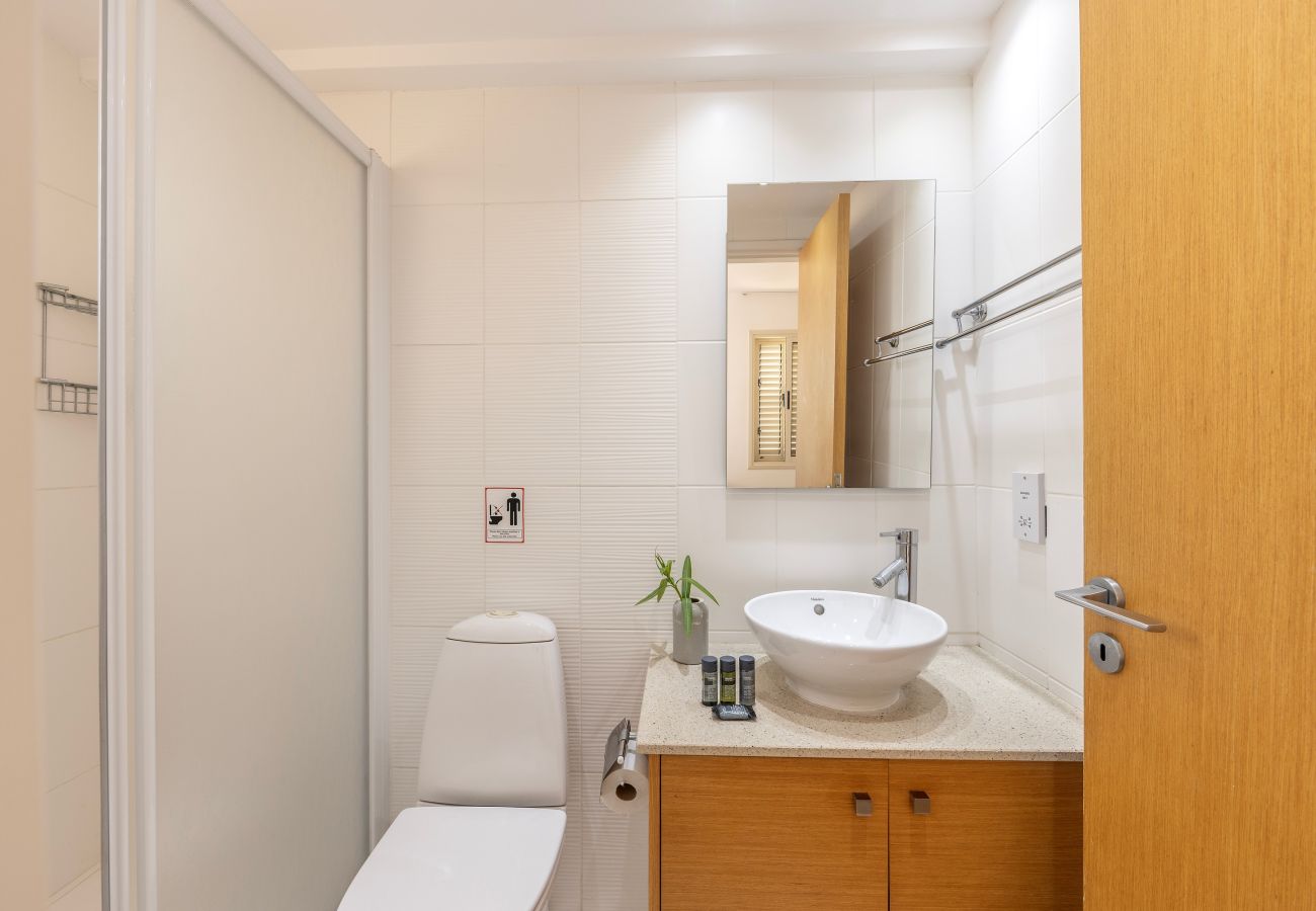 Villa in Protaras - Protaras Beachfront Villa Pietra