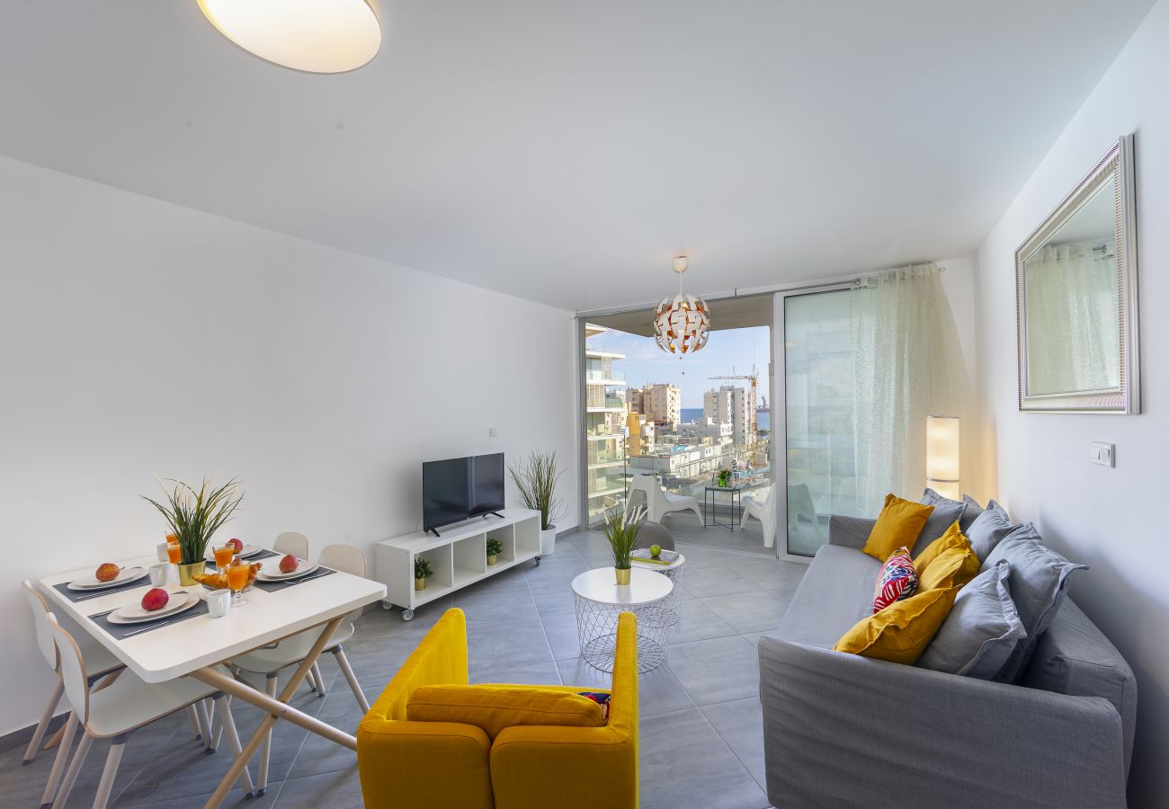 Apartment in Limassol - Emerald Suite