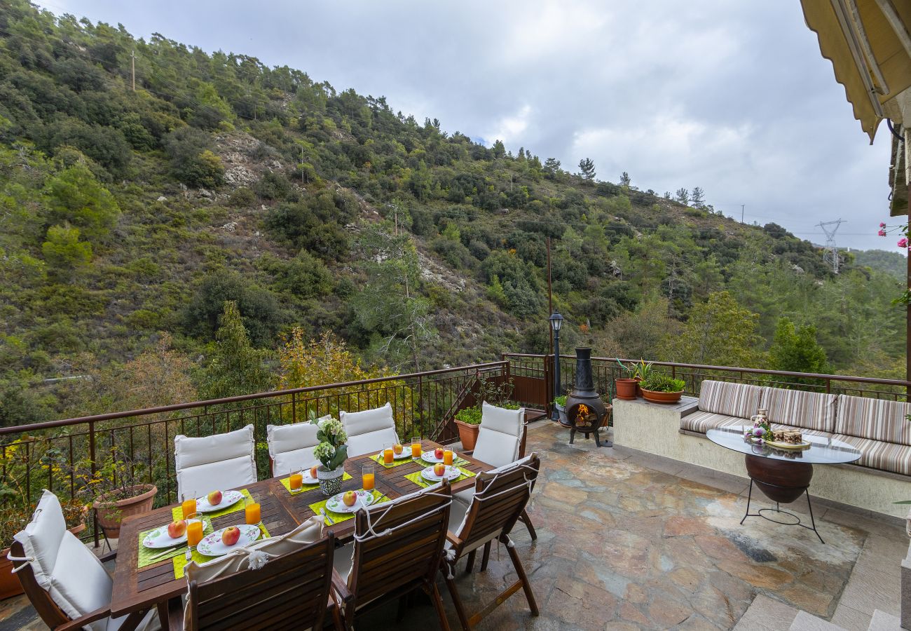 Villa in Amiantos - Troodos Riverside
