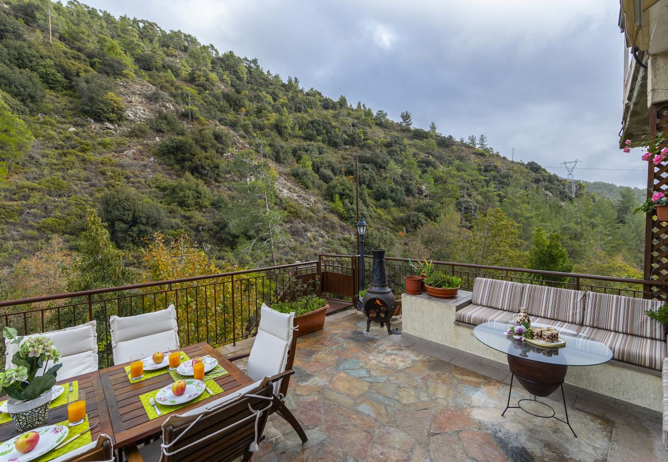 Villa in Amiantos - Troodos Riverside