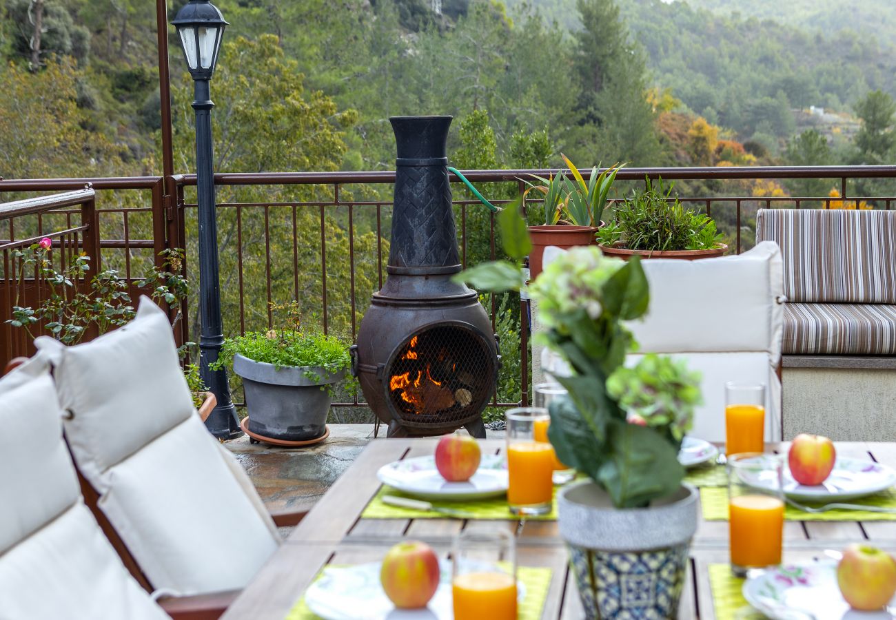 Villa in Amiantos - Troodos Riverside
