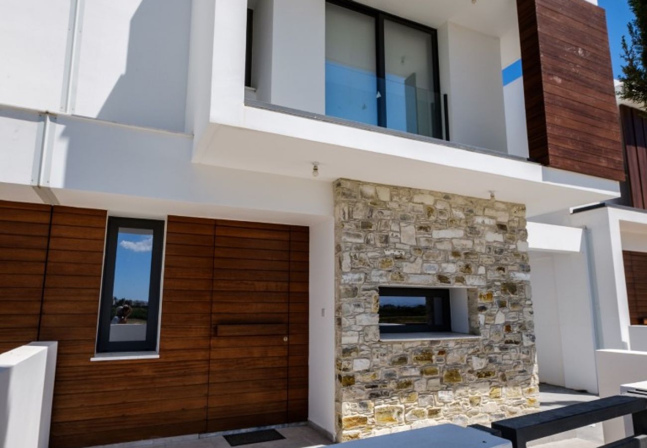 Villa/Dettached house in Larnaca - MP Residence
