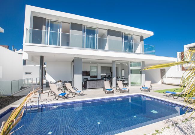 Villa in Protaras - Protaras Olivine Pearl Villa 14 Villa in Protaras - Protaras Olivine Pearl Villa 14