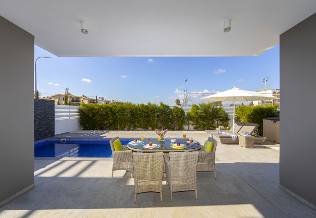 Villa in Protaras - Pernera Beach Premier Villa