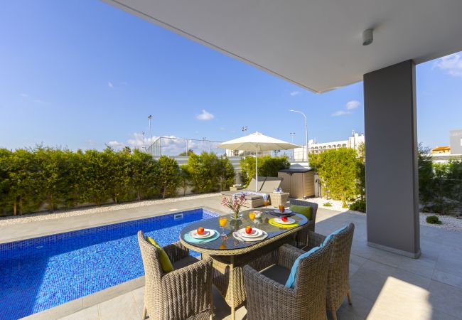 Villa in Protaras - Pernera Beach Premier Villa