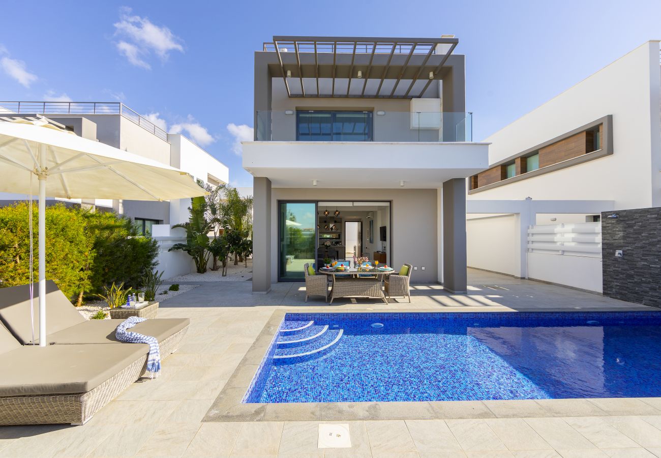 Villa in Protaras - Pernera Beach Premier Villa