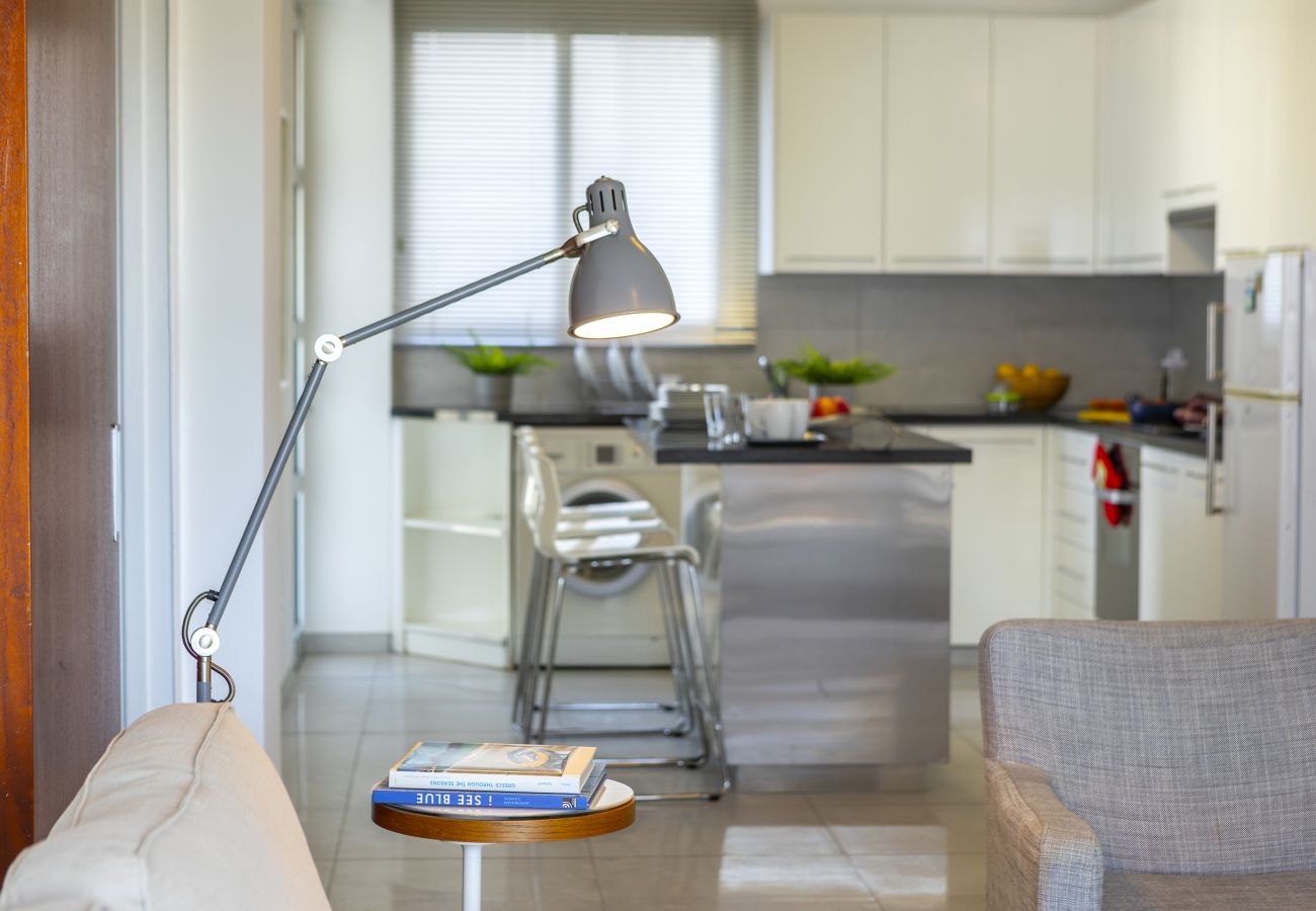 Apartment in Limassol - Limassol Olimpia Beach Suite