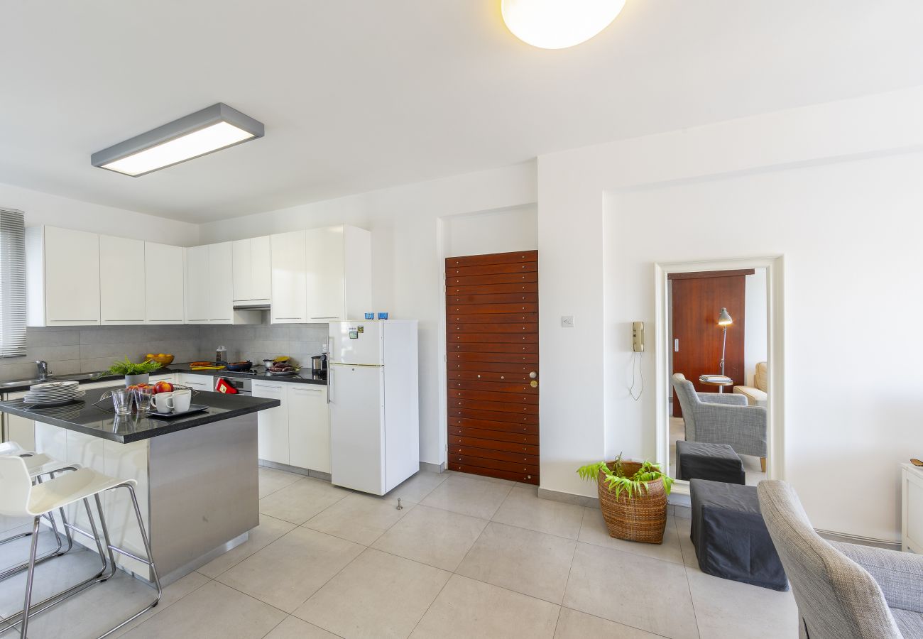 Apartment in Limassol - Limassol Olimpia Beach Suite