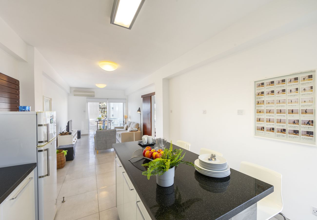 Apartment in Limassol - Limassol Olimpia Beach Suite