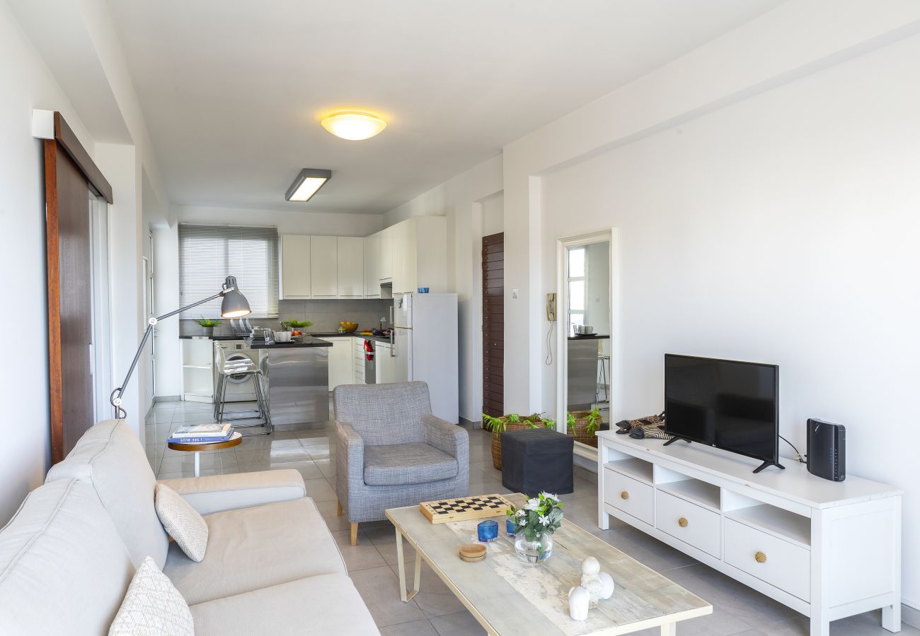 Apartment in Limassol - Limassol Olimpia Beach Suite