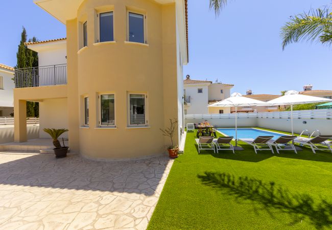 Villa in Protaras - Protaras Palm Villa 54 Villa in Protaras - Protaras Palm Villa 54