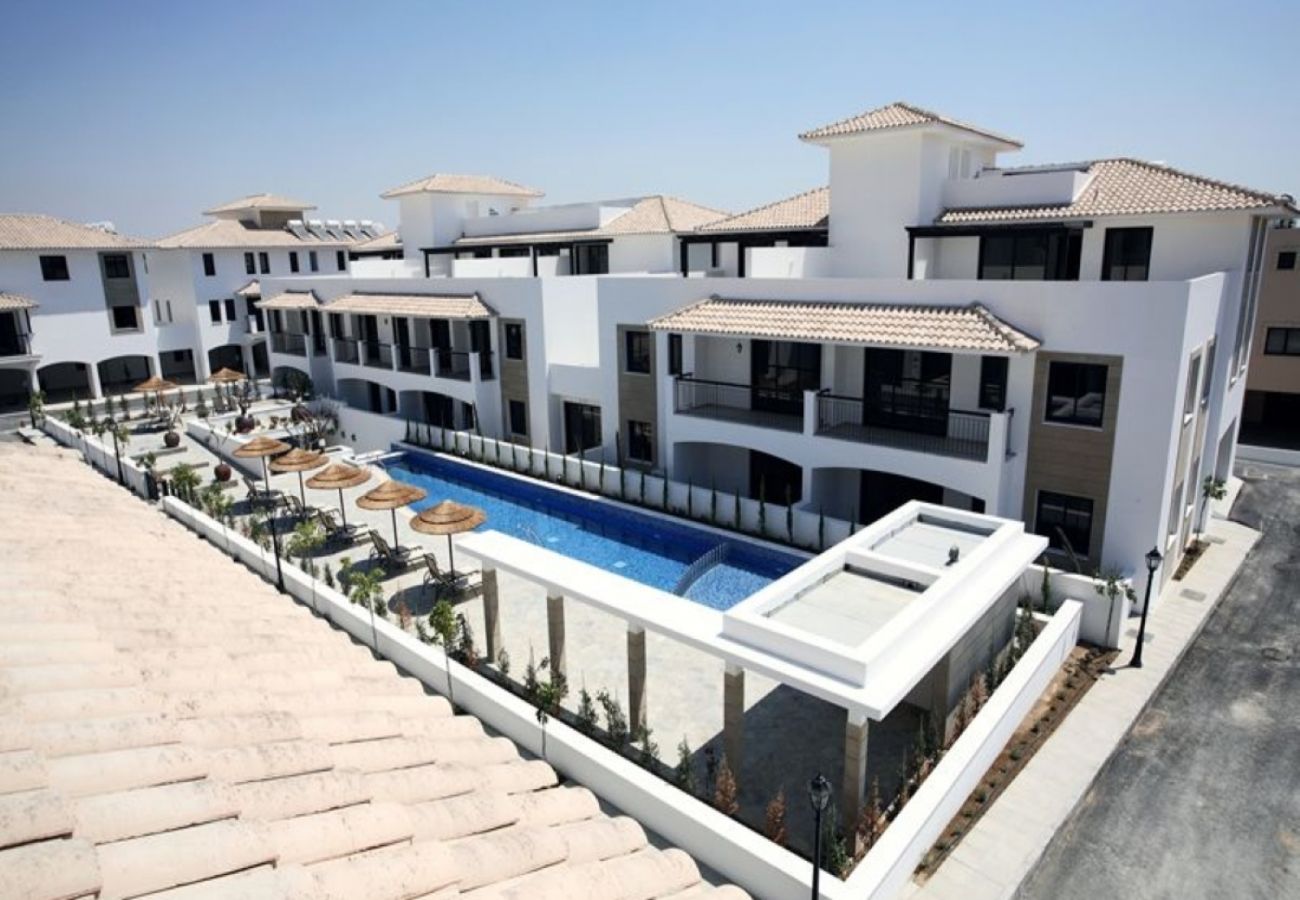 Villa/Dettached house in Larnaca - New Semi-Detached Villa 4 Bed 5 Bath In Larnaca
