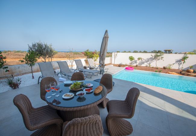 Villa in Protaras - Protaras Art House By The Sea Villa in Protaras - Protaras Art House By The Sea
