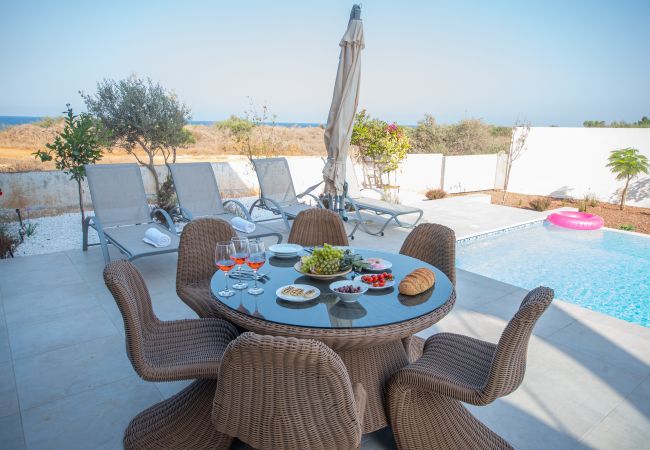 Villa in Protaras - Protaras Art House By The Sea Villa in Protaras - Protaras Art House By The Sea