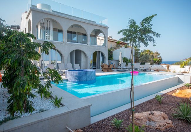 Villa in Protaras - Protaras Art House By The Sea Villa in Protaras - Protaras Art House By The Sea