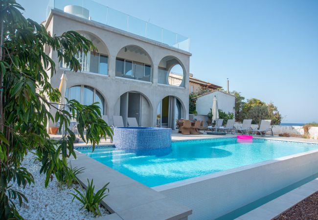 Villa in Protaras - Protaras Art House By The Sea Villa in Protaras - Protaras Art House By The Sea