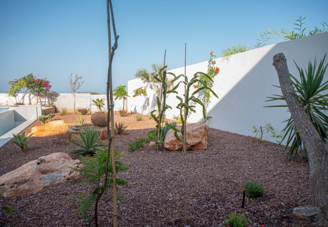 Villa in Protaras - Protaras Art House By The Sea Villa in Protaras - Protaras Art House By The Sea